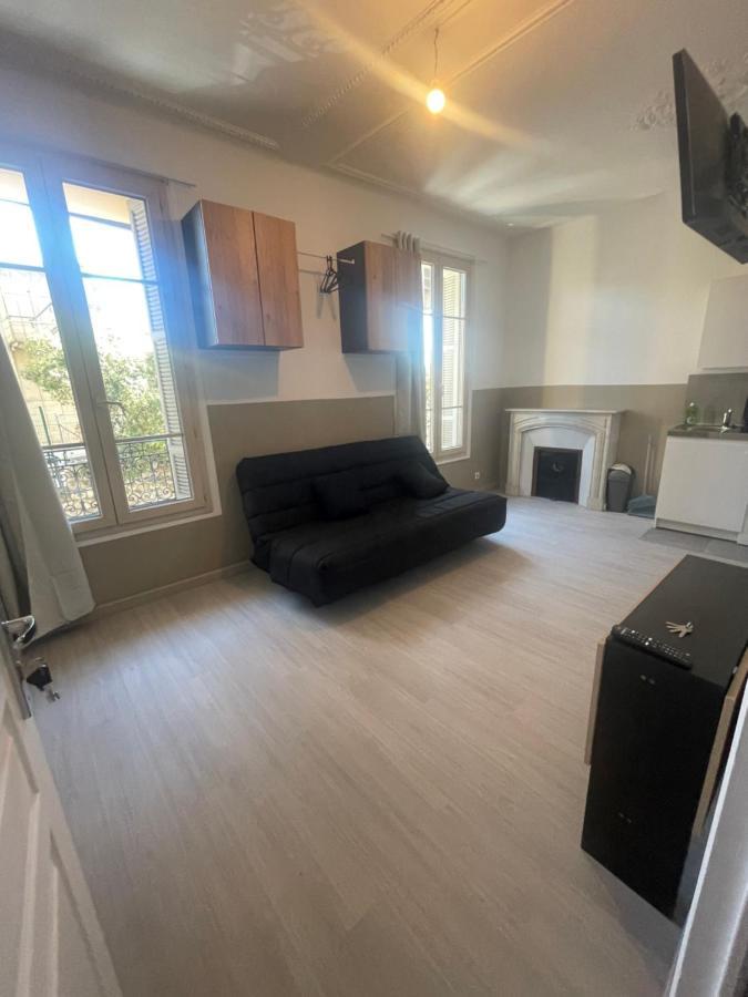 Petits Studios Tout Equipees Gare Nice Bagian luar foto
